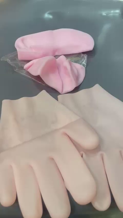 Silicone Moisturizing Gel Socks & Gloves Pack